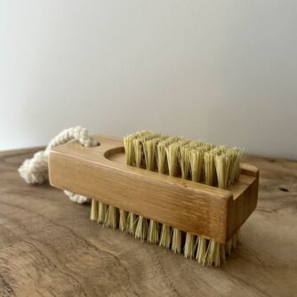 Brosse à ongles